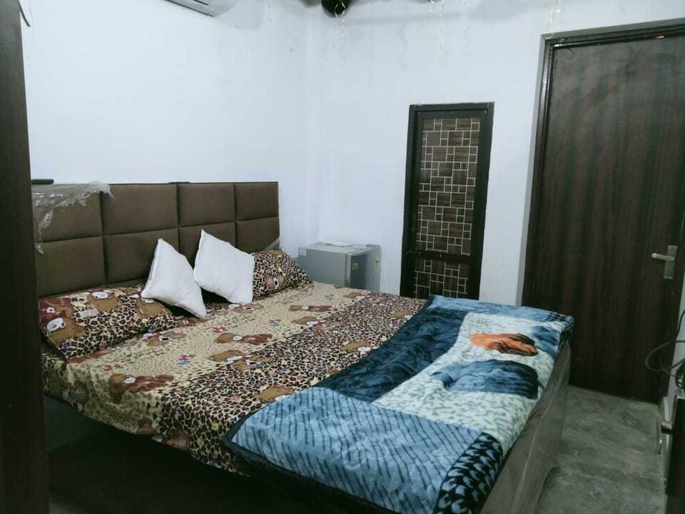 SPOT ON 808535 Hotel 9 Star, Phagwara, Phagwara