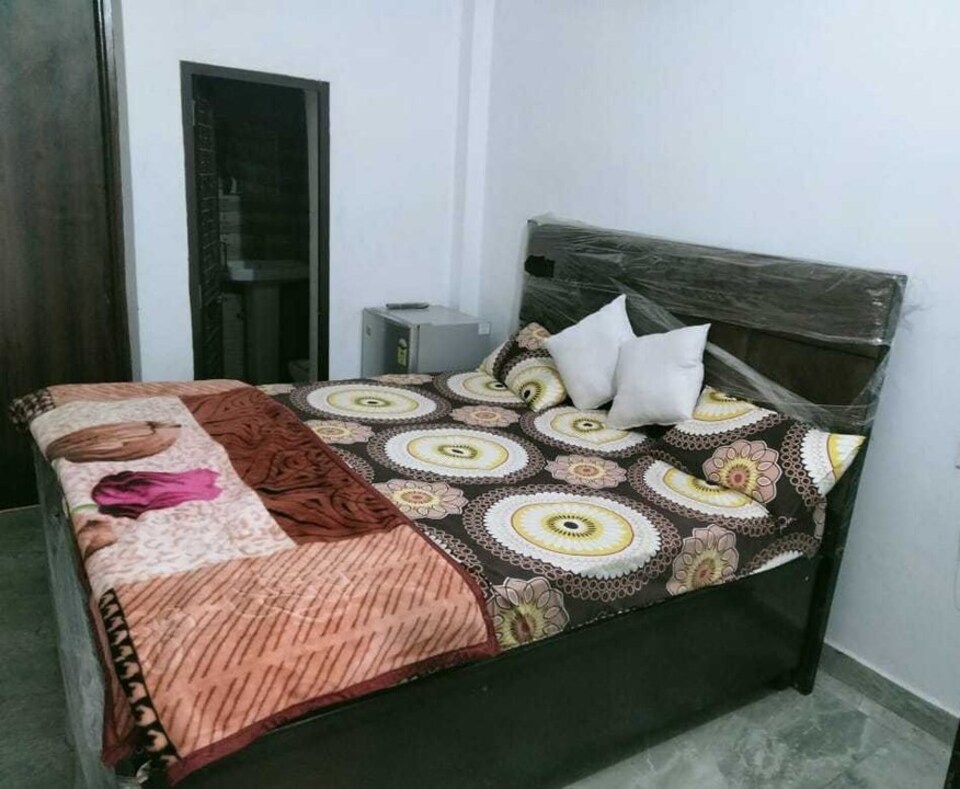 SPOT ON 808535 Hotel 9 Star, Phagwara, Phagwara