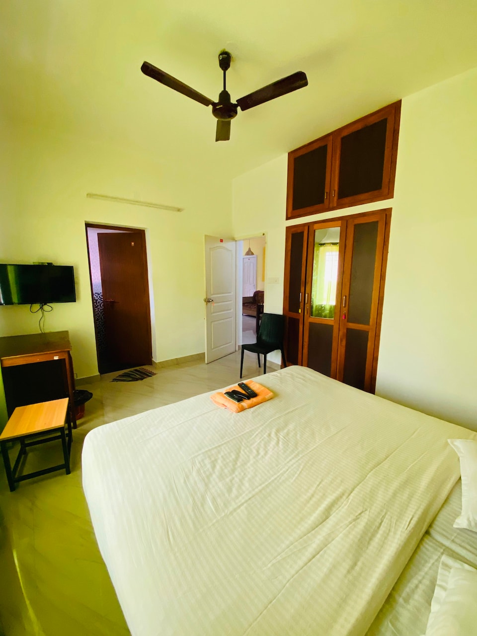 POP 80854F Lit Stay By Aadis Homes, Kakkanad Kochi, Kochi