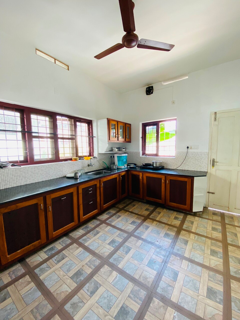 POP 80854F Lit Stay By Aadis Homes, Kakkanad Kochi, Kochi