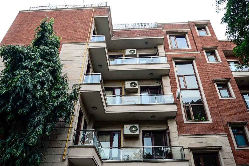 OYO Premium 067 Saket, Saket Delhi, Delhi