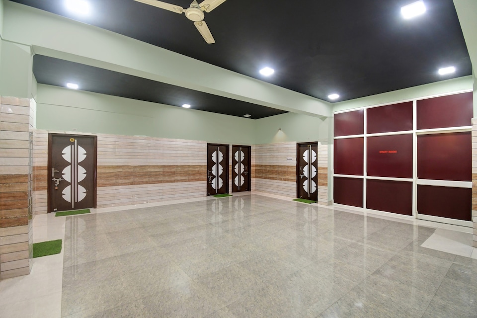 Hotel O Santuka Palace, Cuttack, Cuttack