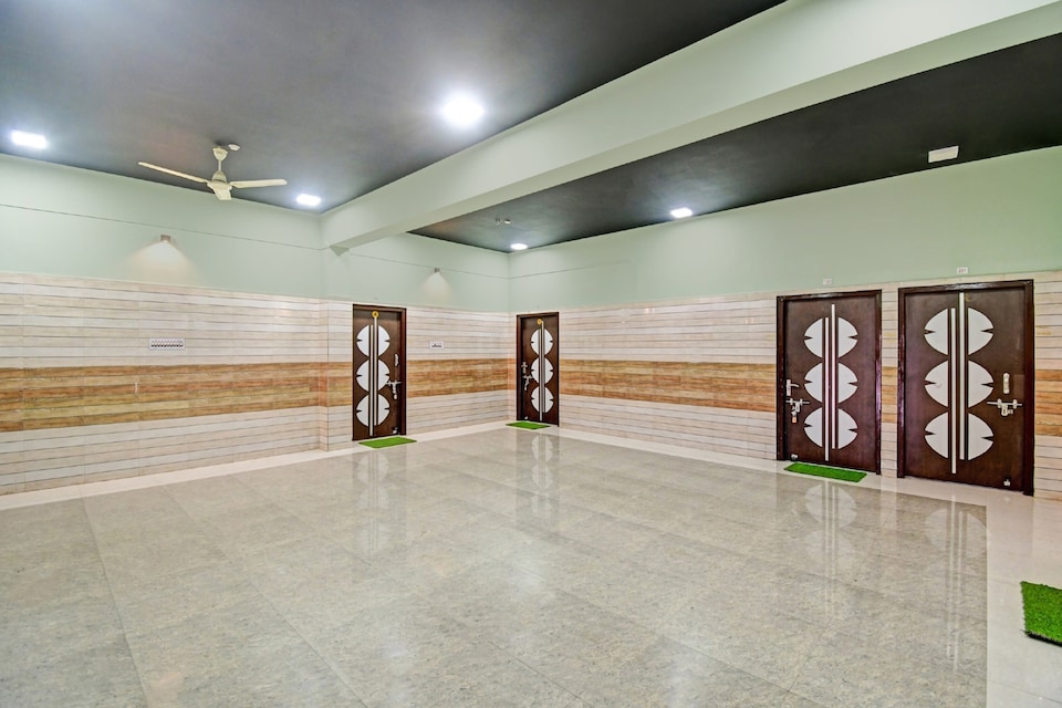 Hotel O Santuka Palace, Cuttack, Cuttack