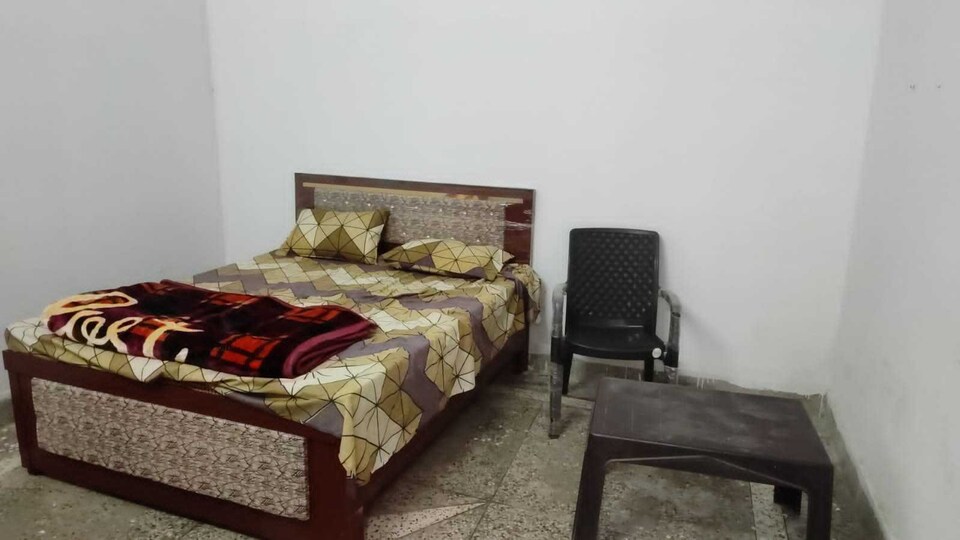 POP Spotlight Inn Hotel And Restaurant, Muzaffarnagar, Muzaffarnagar