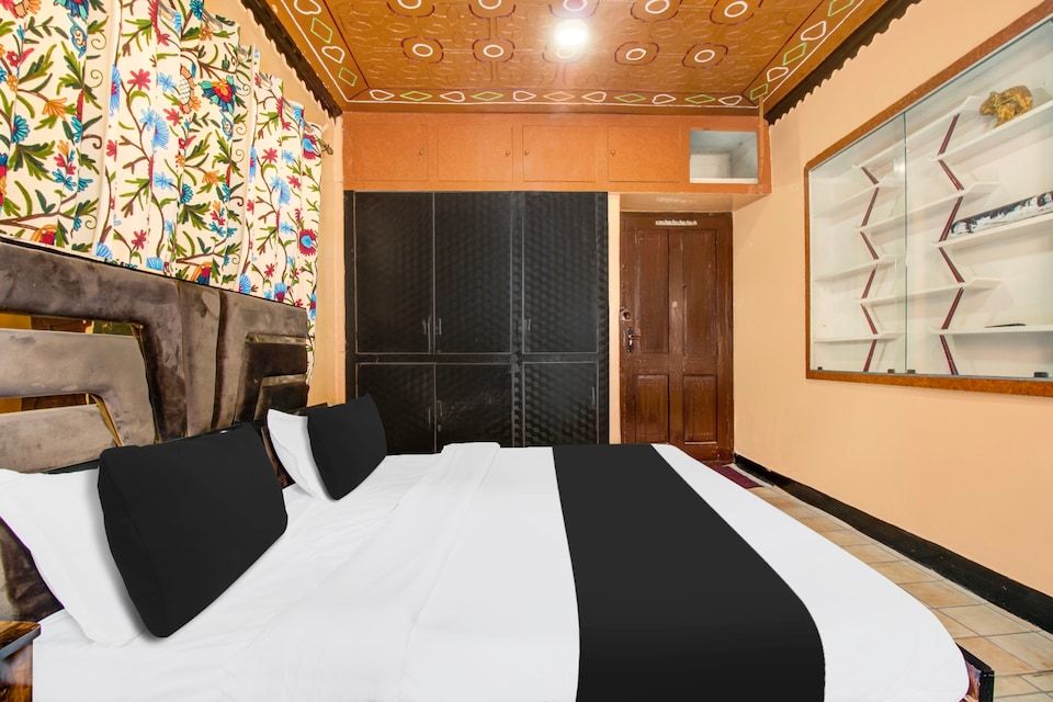 Collection O Brein Nishat Formerly Continental Guest House, Nishat Srinagar, Srinagar