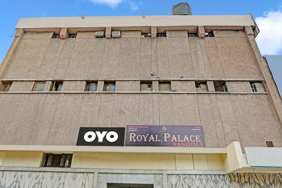 Hotel O Signature Guest House Hindon Airport, Anand Vihar Delhi, Delhi