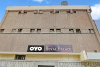 Hotel O Signature Guest House Hindon Airport