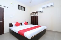 Hotel O Shree Hari