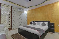 Townhouse M J Palace