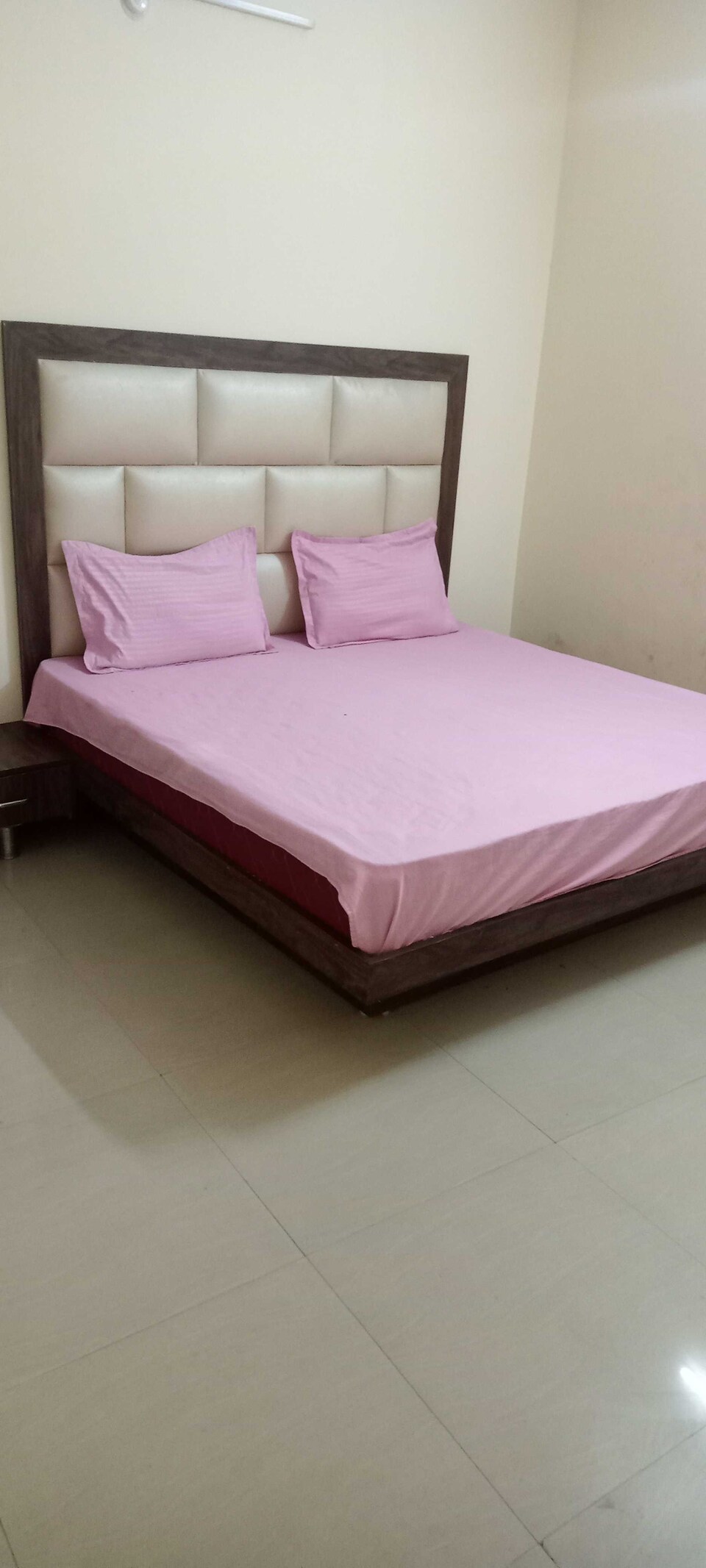  Live as MRT687, Meerut, Meerut