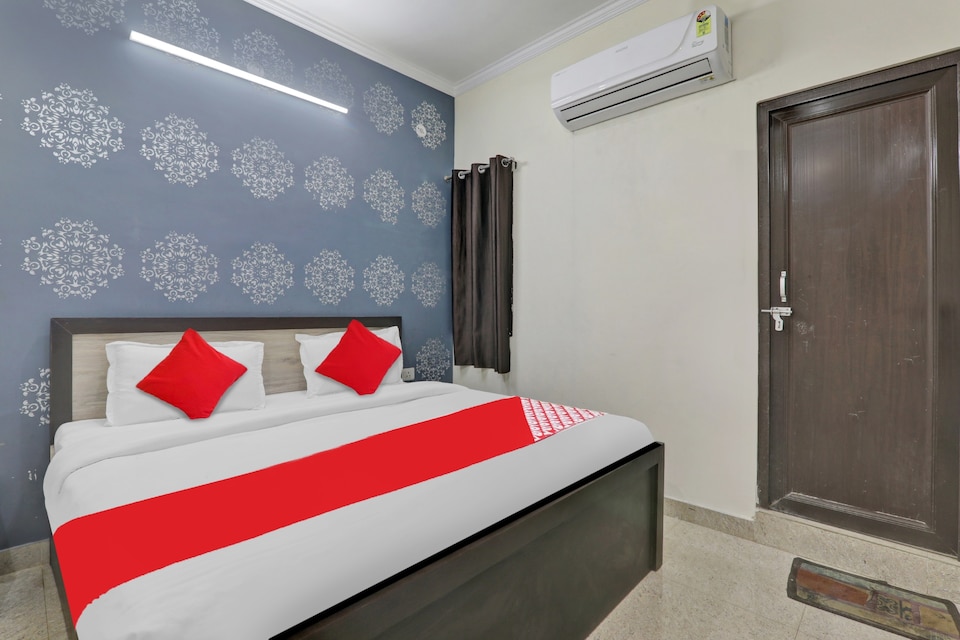 The Silver Tree, SGPGI Lucknow, Lucknow