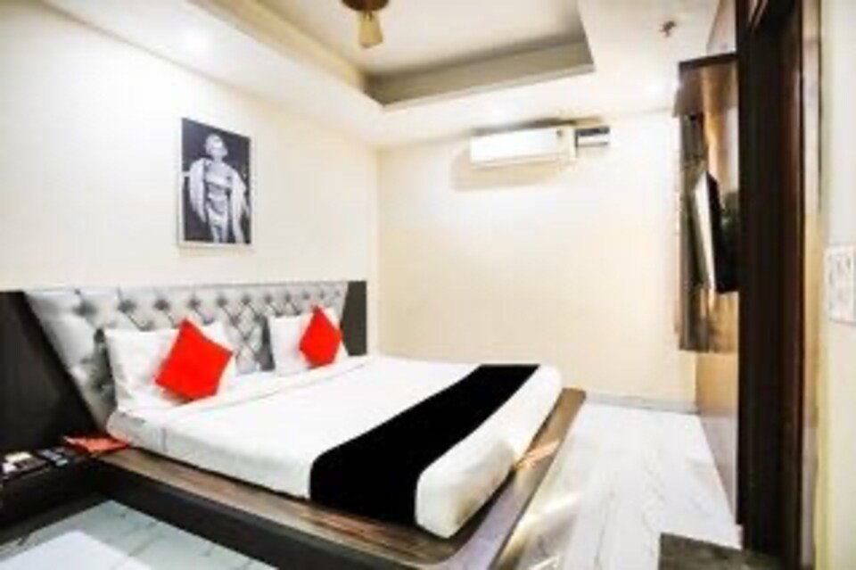 OYO Flagship Hotel Legend Stays, Dwarka Delhi, Delhi