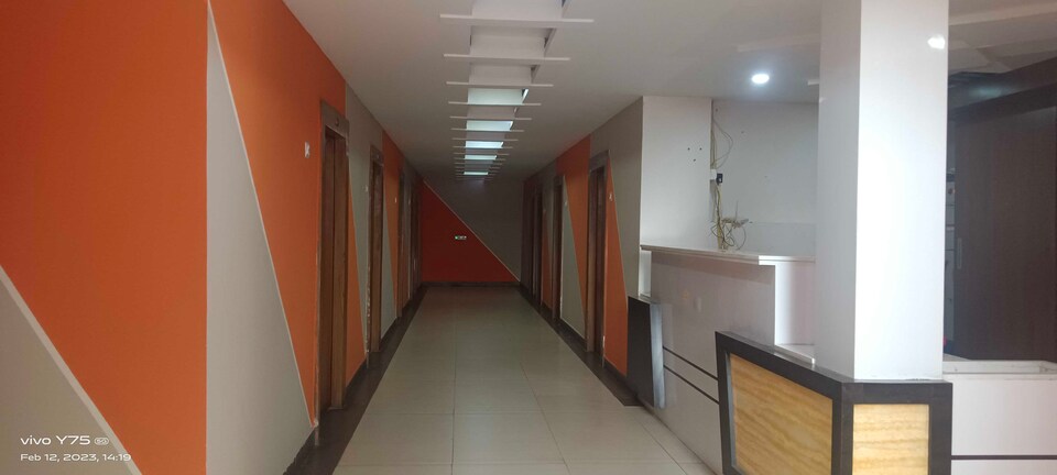 OYO Grand Samrat, Tenali, Tenali