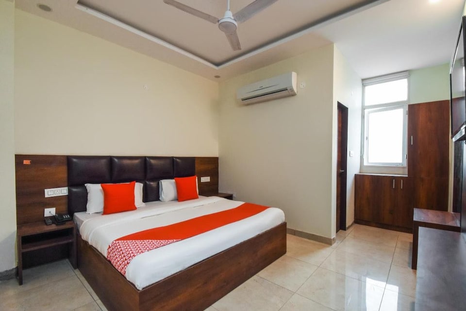 Collection O Hotel Kc Royal, Zirakpur, Zirakpur