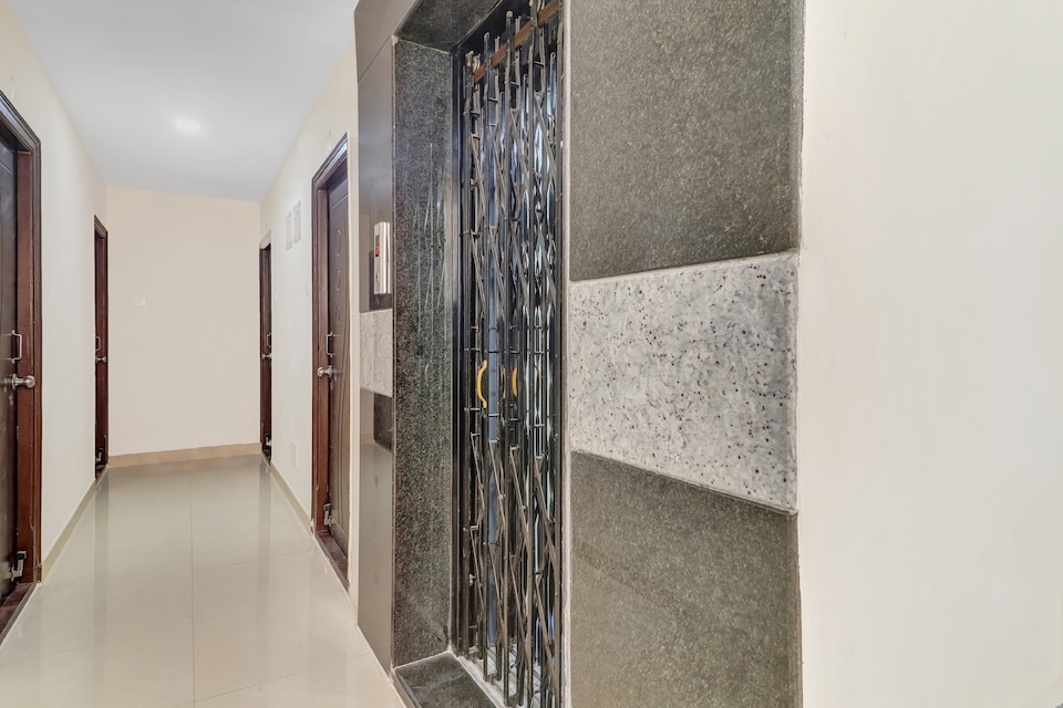 Hotel O R K SERENITY LUXURY ROOMS, Hitech City Hyderabad, Hyderabad