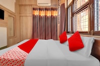 Flagship Hotel Holiday Inn