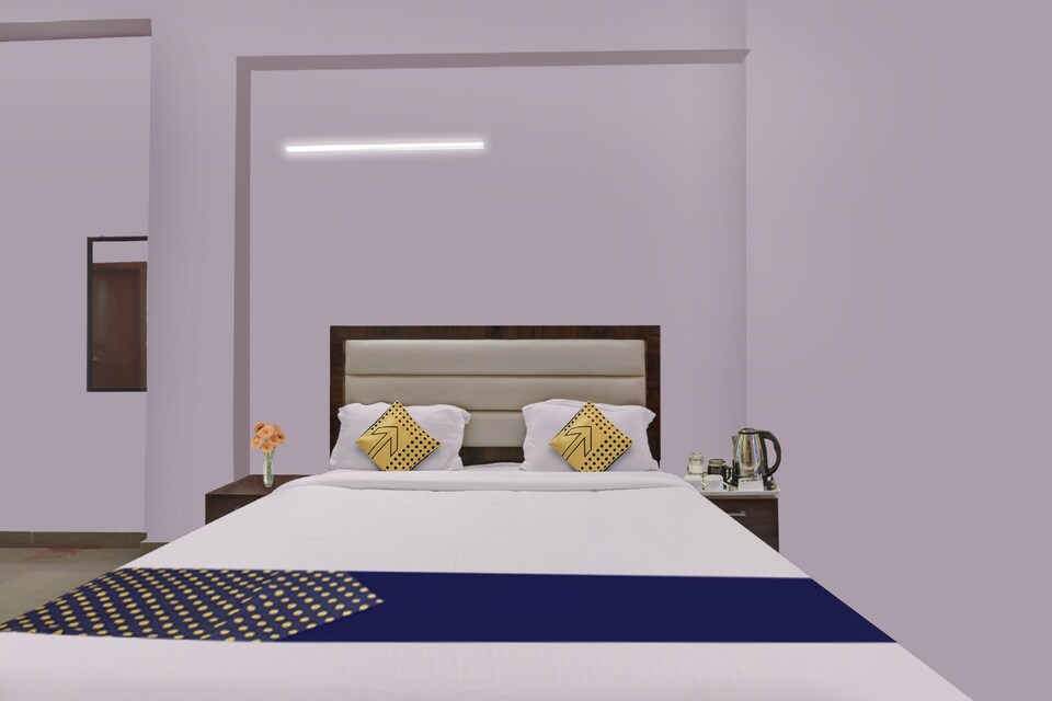 SPOT ON Abhinandan Hotel And Restaurant, Pratapgarh, Pratapgarh