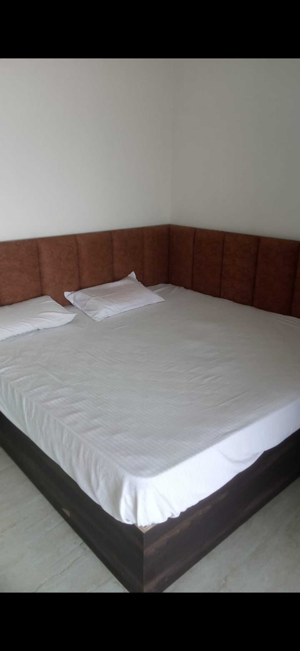 POP 80894F Diamond Hotel And Restaurant, Mathura Station, Mathura