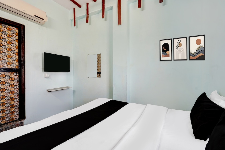 HOTEL O MID STAR, Bus Stand Nagpur, Nagpur