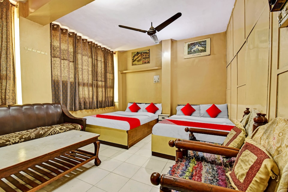 Hotel O Bombay Hotel, Sindhi Camp, Jaipur