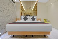 Townhouse OAK HOTEL SPRINGS LODGING.