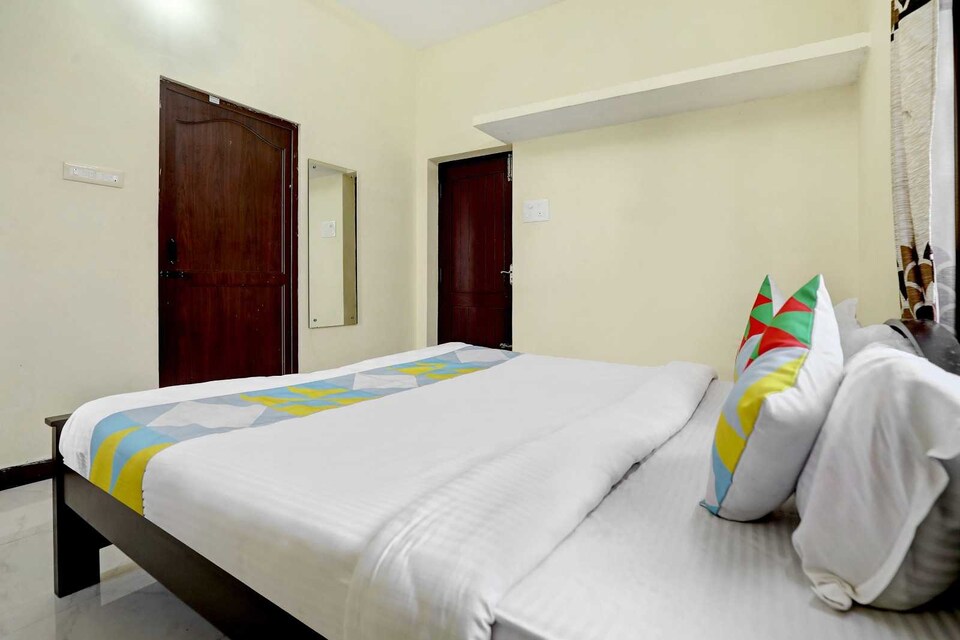 POP 80901J Spacious Guest House Near Rock Beach, Pondicherry City Centre, Pondicherry