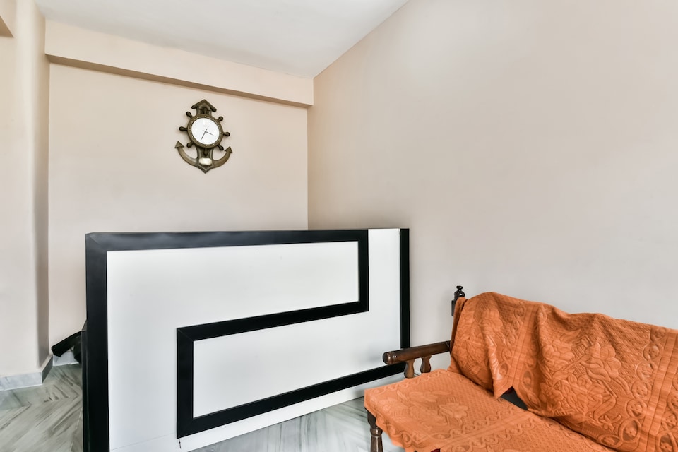 Hotel O Yash Deep Guest House, Bailey Road, Patna