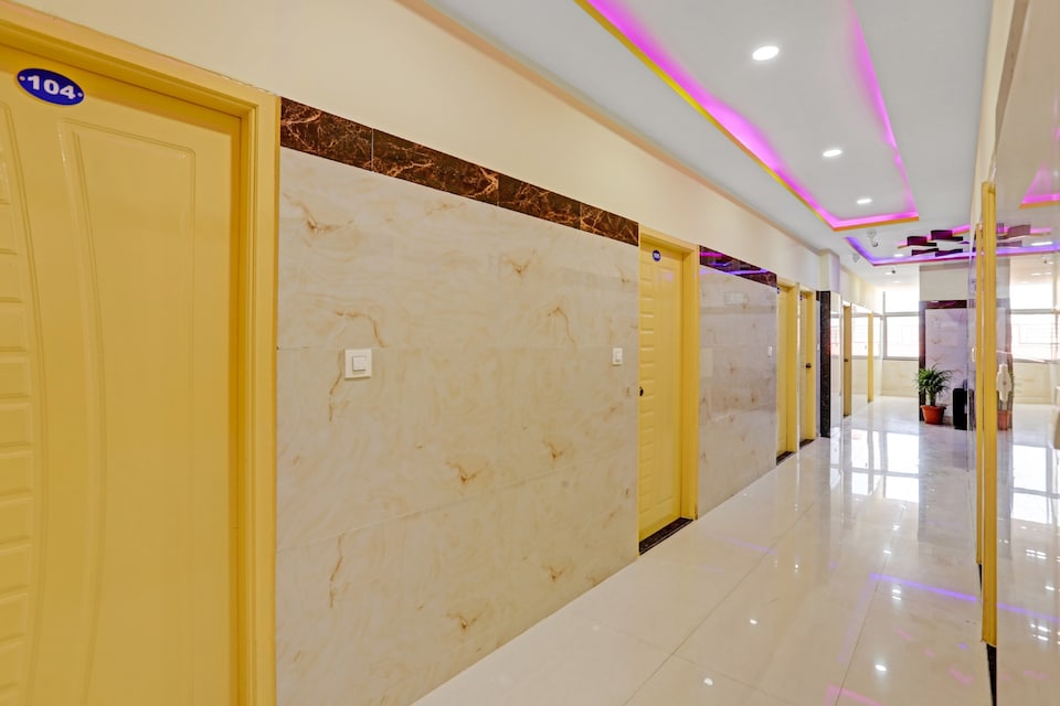 Hotel O SREE LAKSHMI COMFORT, Peenya Bangalore, Bangalore