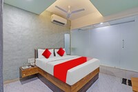 OYO Flagship 809056 Hotel The World
