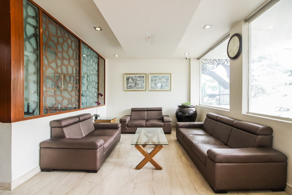 OYO 1633 Hotel White Parrot, Mysore Bannimantap-II, Mysore