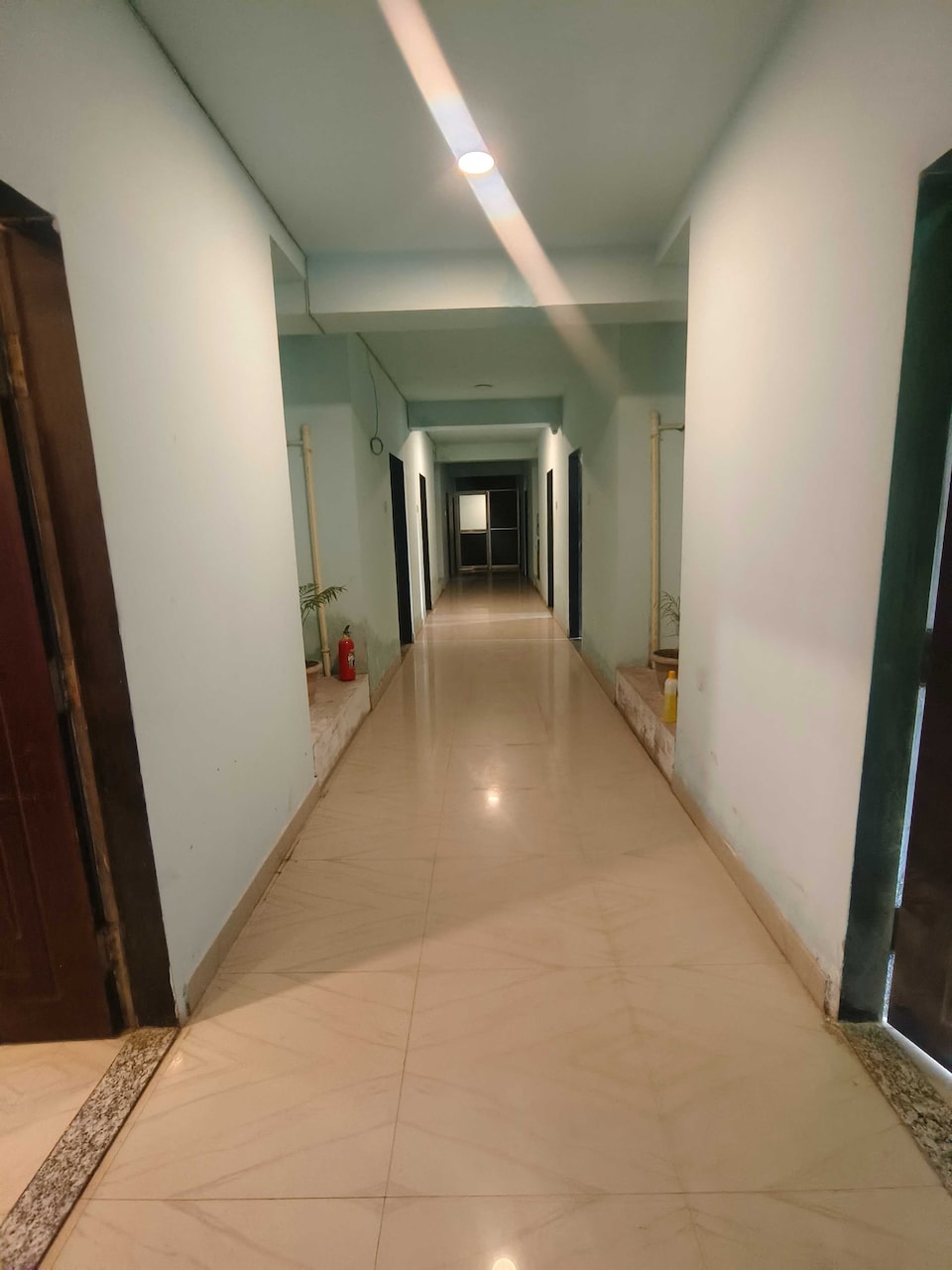 OYO Hotel Limewood, ISBT Guwahati, Guwahati