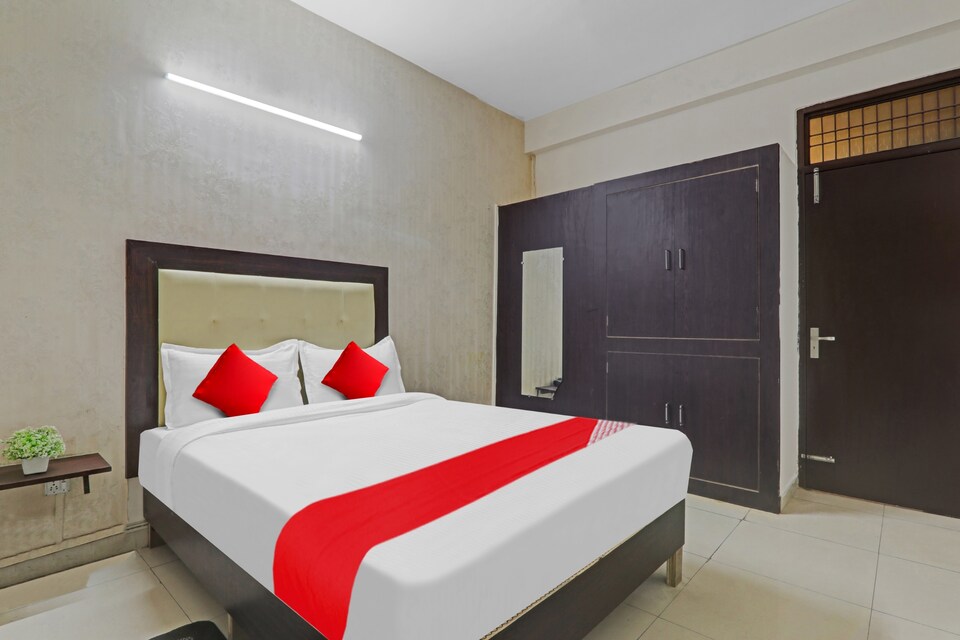 Flagship Hotel Shree Guest House, Gomti Nagar Lucknow, Lucknow
