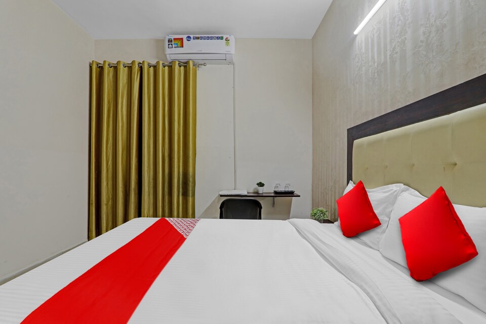 Flagship Hotel Shree Guest House, Gomti Nagar Lucknow, Lucknow