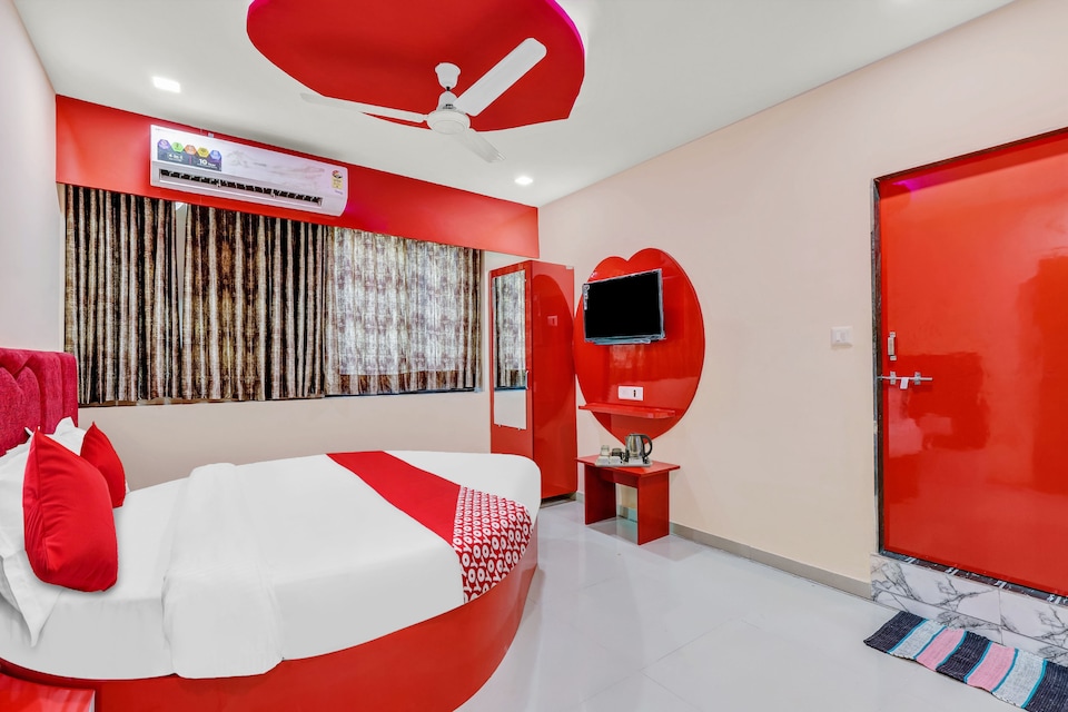 OYO 809103 HOTEL DREAMLAND, Chandkheda Ahmedabad, Ahmedabad