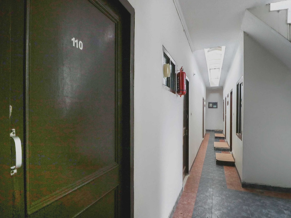 Hotel O Sun City 42, Central Chandigarh, Chandigarh