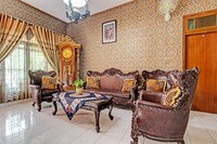 OYO 92274 Adelia Homestay