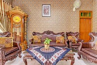 OYO 92274 Adelia Homestay