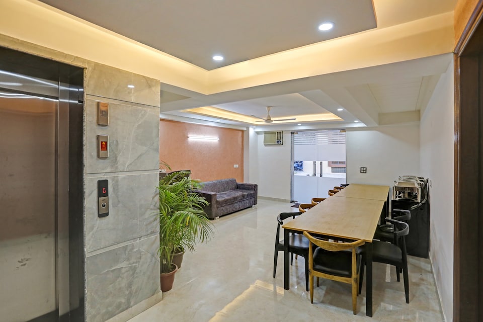 Hotel O Swarnim Residency, Medanta, Gurgaon