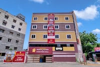 Capital O Sri Sai Grand Inn