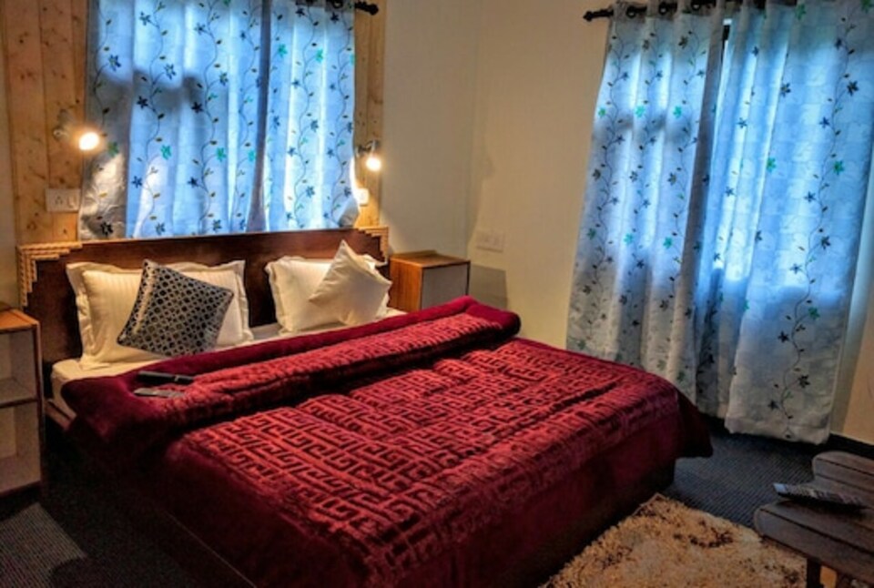 POP 80924F Winter Haven Cottage, Mall Road Manali Cluster, Manali