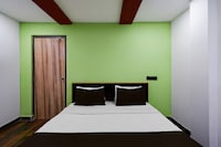 Collection O Warangal City Centre Formerly Srikara Grand
