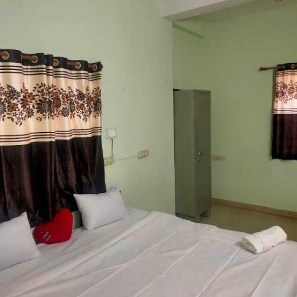 Flagship Hotel Anand Greens, Airport Road - Raipur, Raipur