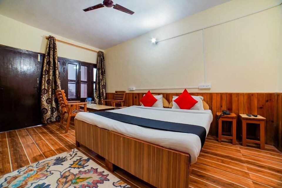 POP 80931F Hotel Blossom Resort , Kausani, Kausani