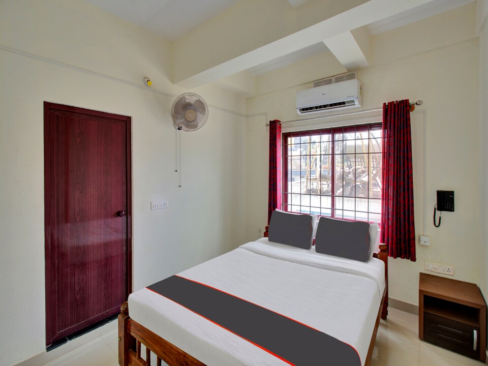 Collection O Shanthala Stpl Residency, Madikeri, Coorg