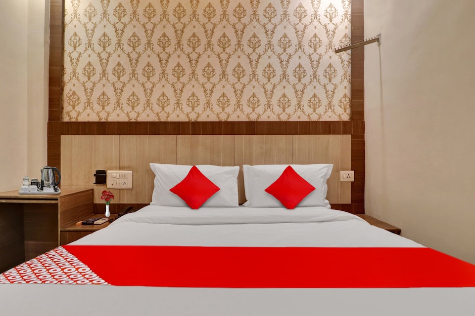 Hotel O Rainbow Lavish, Shamshabad, Hyderabad
