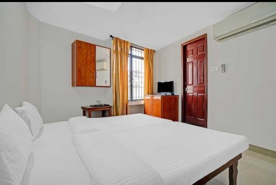 POP 80938D South Central Inn, Vytilla Kochi, Kochi