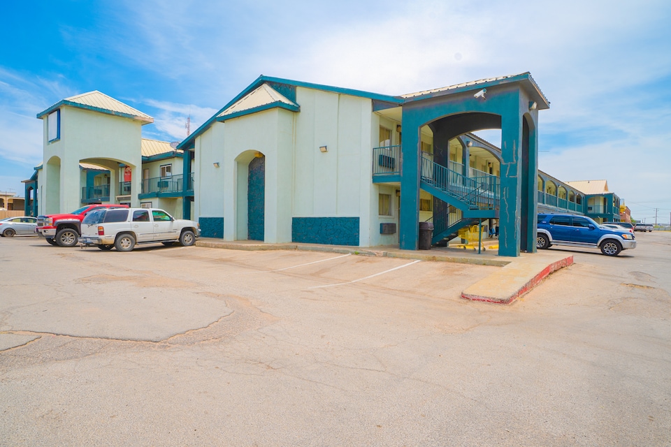 OYO Hotel Midland, Midland, Midland TX