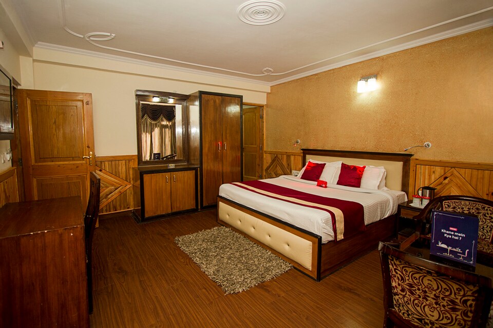OYO 1638 Hotel A Star Regency, Naggar Road, Manali