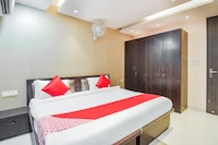 Hotel O The Moody Moon Hotel