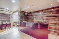 Hotel O The Moody Moon Hotel